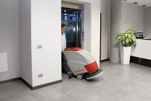 161 L20 B Elevator 2013